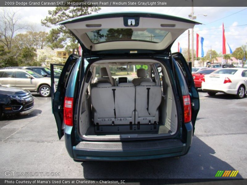 Melbourne Green Pearl / Medium Slate Gray/Light Shale 2009 Dodge Grand Caravan SXT