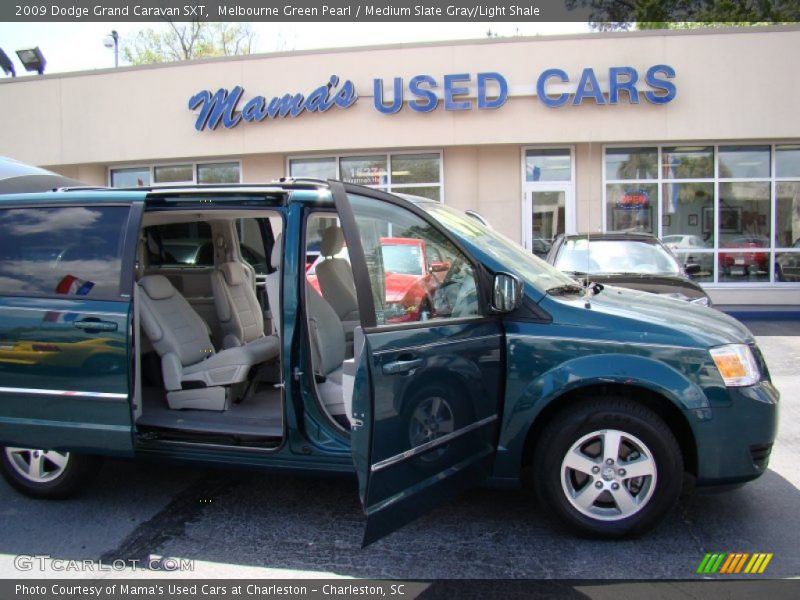 Melbourne Green Pearl / Medium Slate Gray/Light Shale 2009 Dodge Grand Caravan SXT