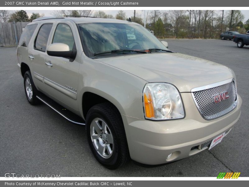 Gold Mist Metallic / Cocoa/Light Cashmere 2007 GMC Yukon Denali AWD