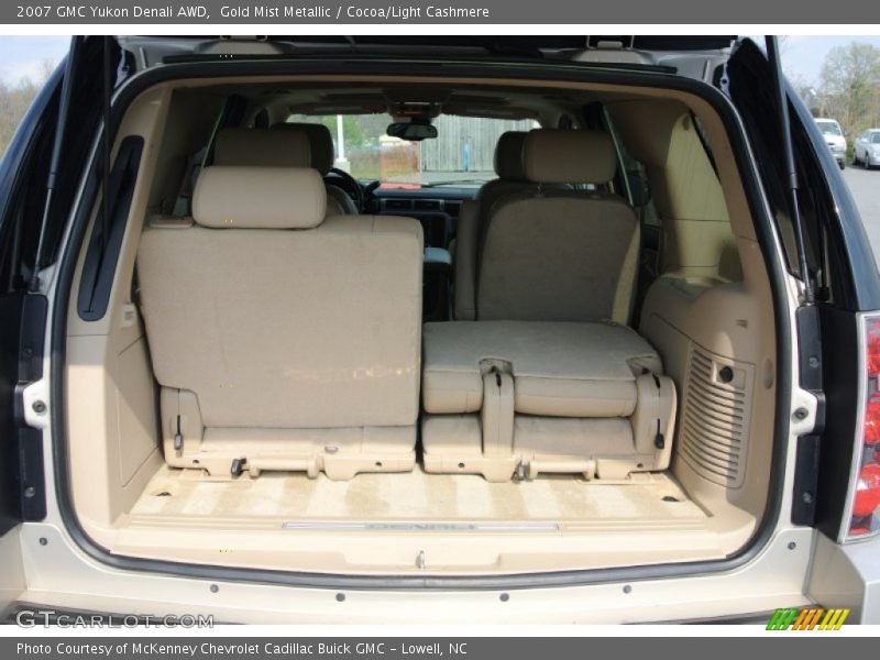 Gold Mist Metallic / Cocoa/Light Cashmere 2007 GMC Yukon Denali AWD