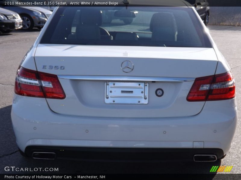 Arctic White / Almond Beige 2010 Mercedes-Benz E 350 Sedan