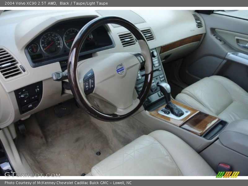 Black / Taupe/Light Taupe 2004 Volvo XC90 2.5T AWD