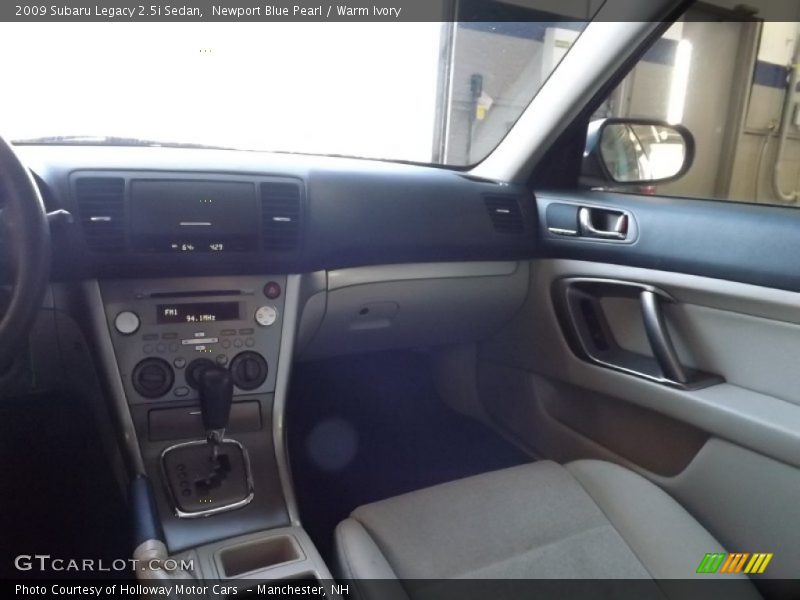 Newport Blue Pearl / Warm Ivory 2009 Subaru Legacy 2.5i Sedan
