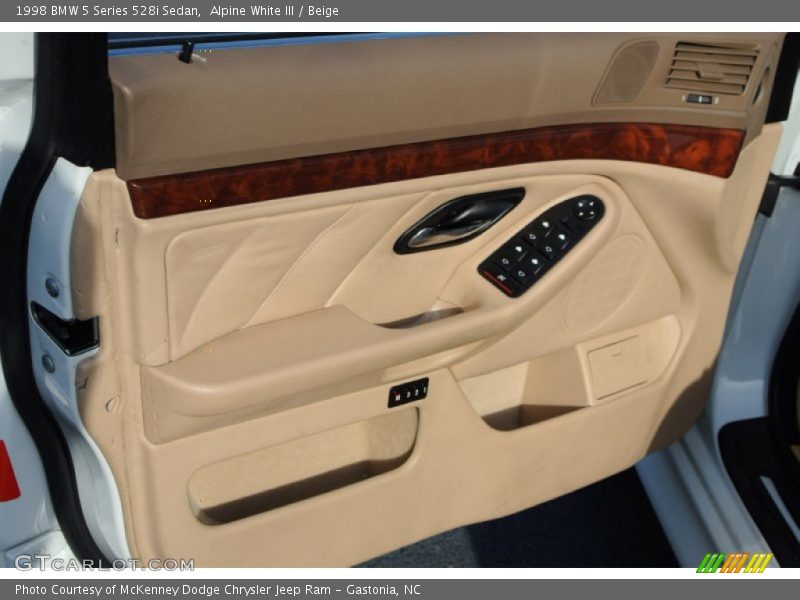 Alpine White III / Beige 1998 BMW 5 Series 528i Sedan