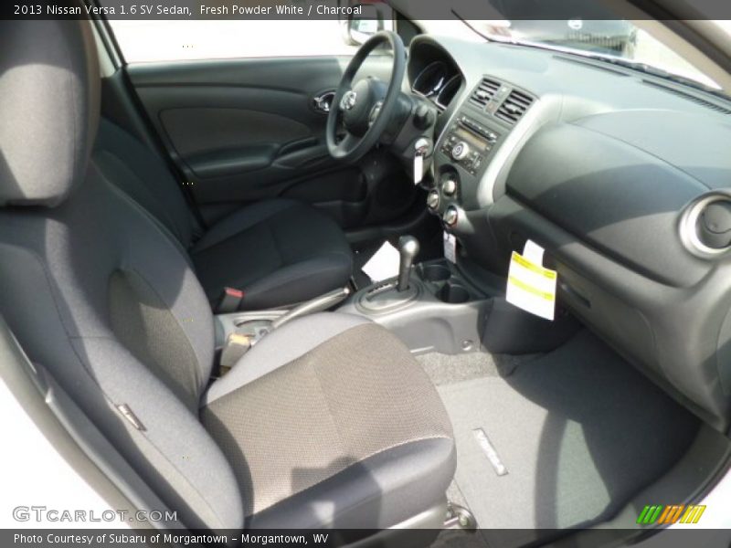 Fresh Powder White / Charcoal 2013 Nissan Versa 1.6 SV Sedan