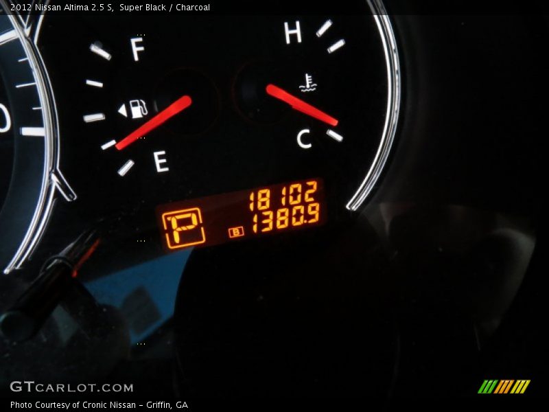Super Black / Charcoal 2012 Nissan Altima 2.5 S