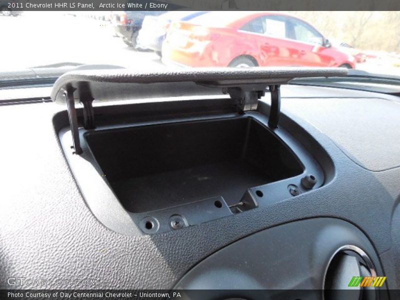Arctic Ice White / Ebony 2011 Chevrolet HHR LS Panel