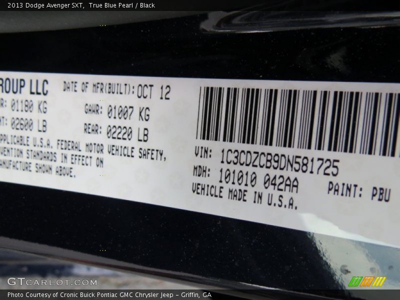 True Blue Pearl / Black 2013 Dodge Avenger SXT