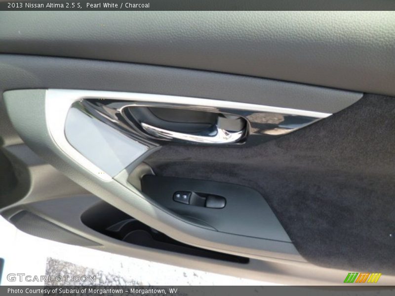 Pearl White / Charcoal 2013 Nissan Altima 2.5 S