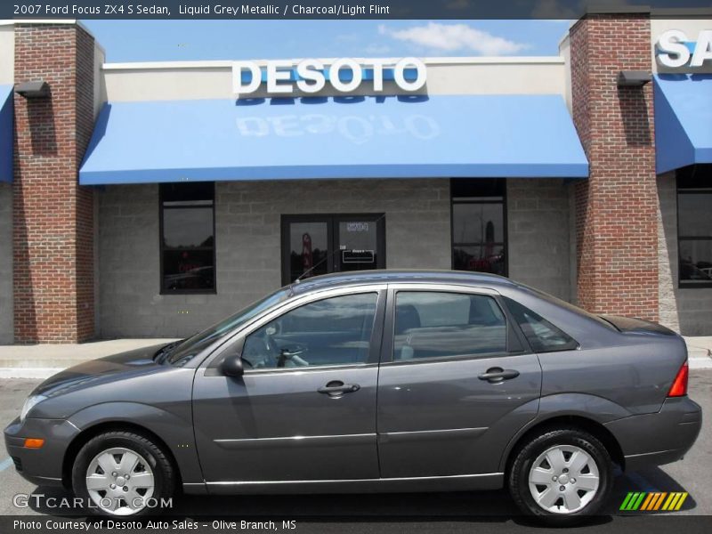 Liquid Grey Metallic / Charcoal/Light Flint 2007 Ford Focus ZX4 S Sedan