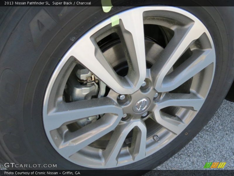 Super Black / Charcoal 2013 Nissan Pathfinder SL