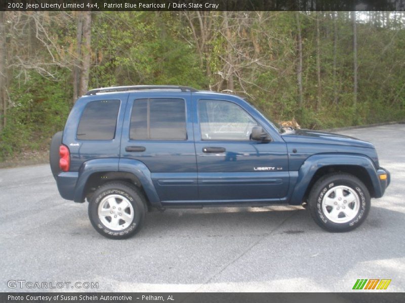 Patriot Blue Pearlcoat / Dark Slate Gray 2002 Jeep Liberty Limited 4x4