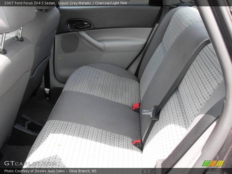 Liquid Grey Metallic / Charcoal/Light Flint 2007 Ford Focus ZX4 S Sedan