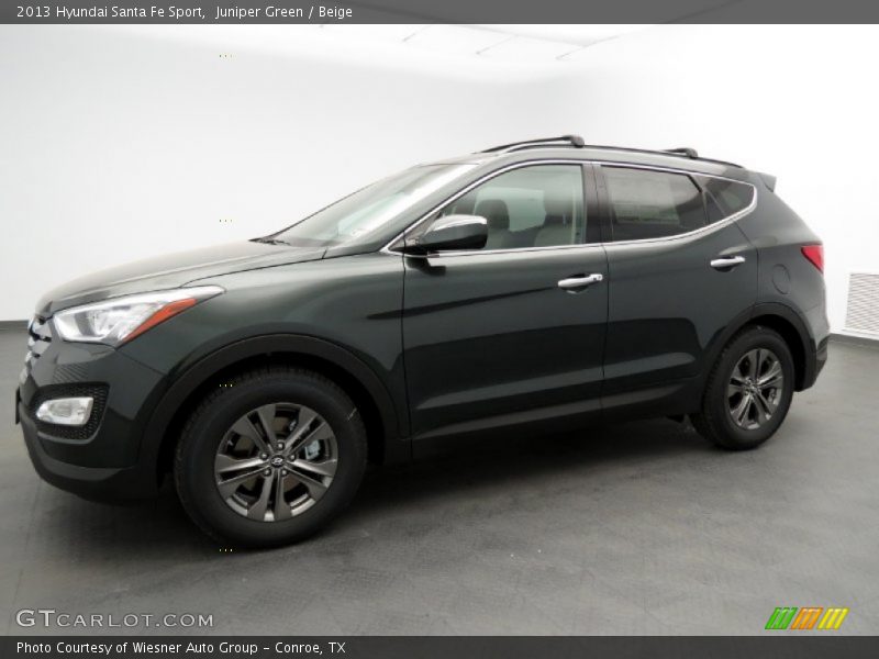 Front 3/4 View of 2013 Santa Fe Sport