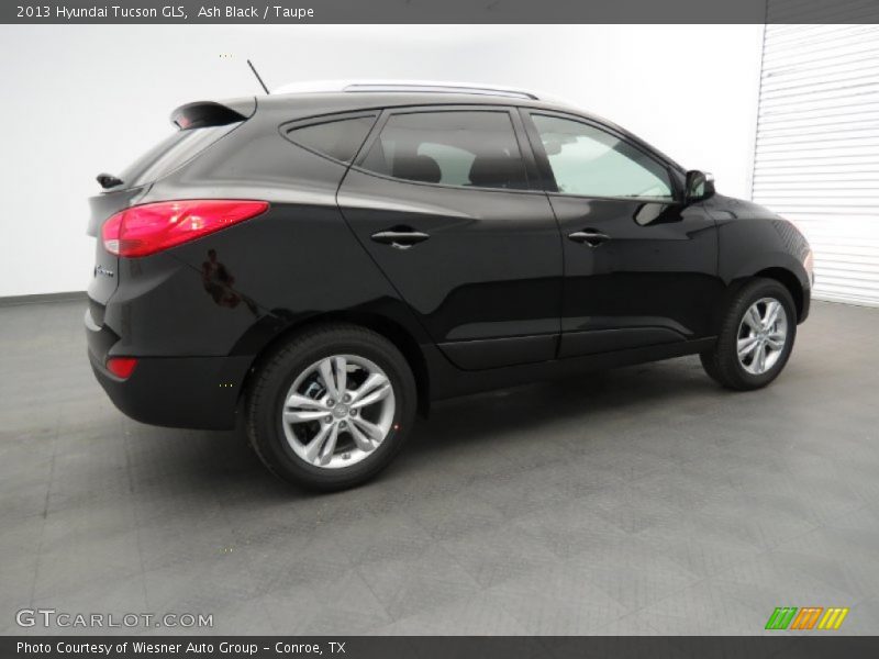 Ash Black / Taupe 2013 Hyundai Tucson GLS
