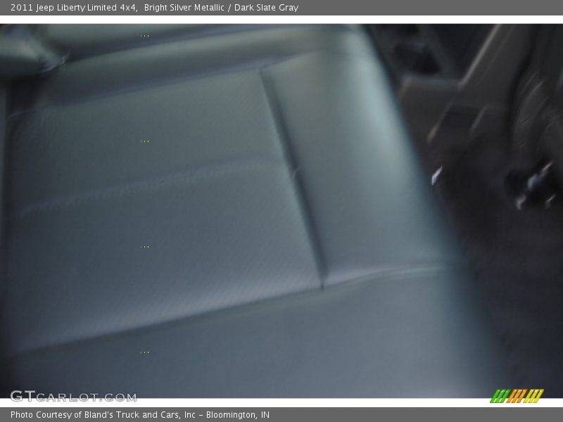 Bright Silver Metallic / Dark Slate Gray 2011 Jeep Liberty Limited 4x4