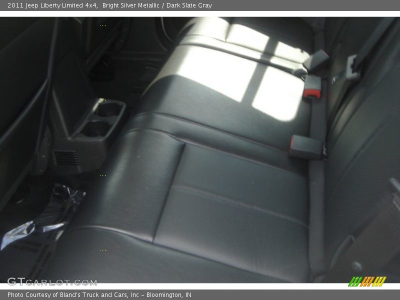 Bright Silver Metallic / Dark Slate Gray 2011 Jeep Liberty Limited 4x4
