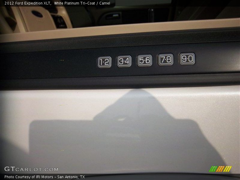 White Platinum Tri-Coat / Camel 2012 Ford Expedition XLT