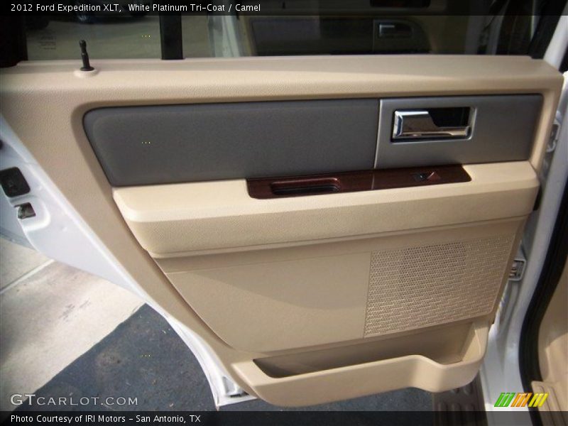 White Platinum Tri-Coat / Camel 2012 Ford Expedition XLT