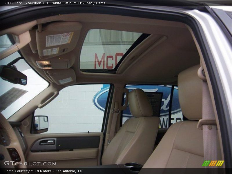 White Platinum Tri-Coat / Camel 2012 Ford Expedition XLT