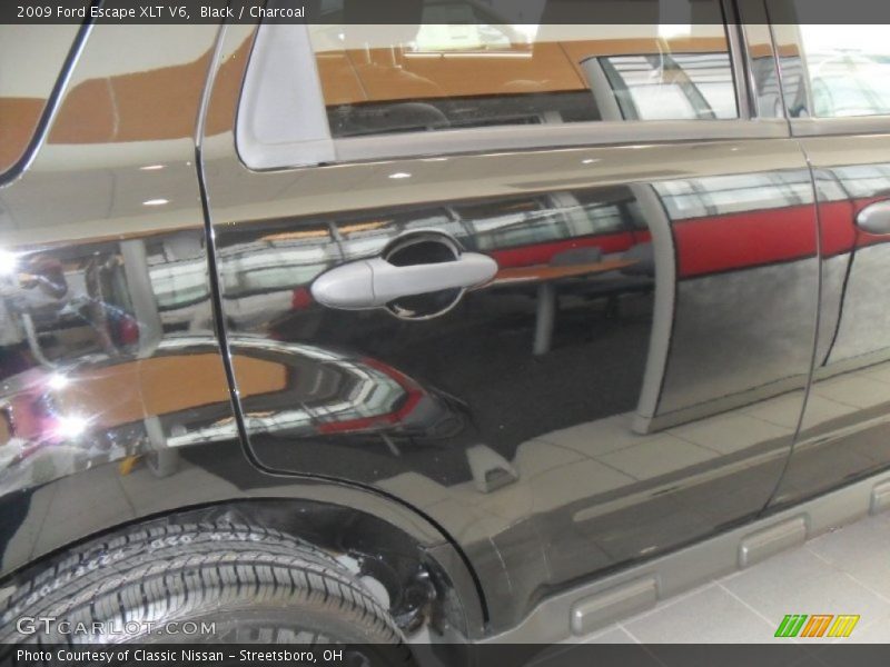 Black / Charcoal 2009 Ford Escape XLT V6