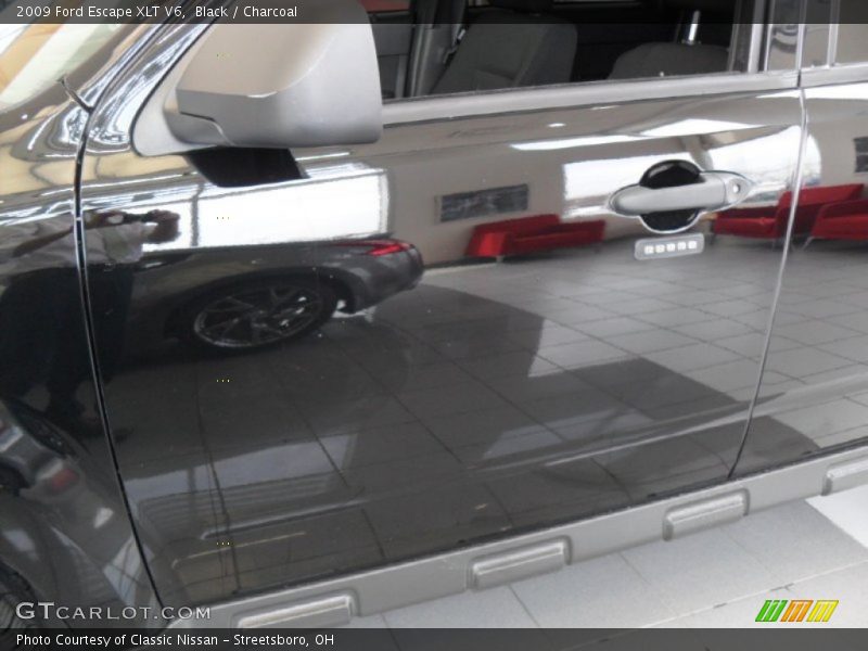 Black / Charcoal 2009 Ford Escape XLT V6