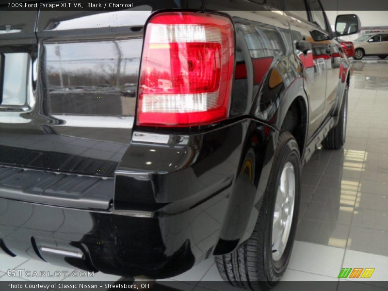 Black / Charcoal 2009 Ford Escape XLT V6