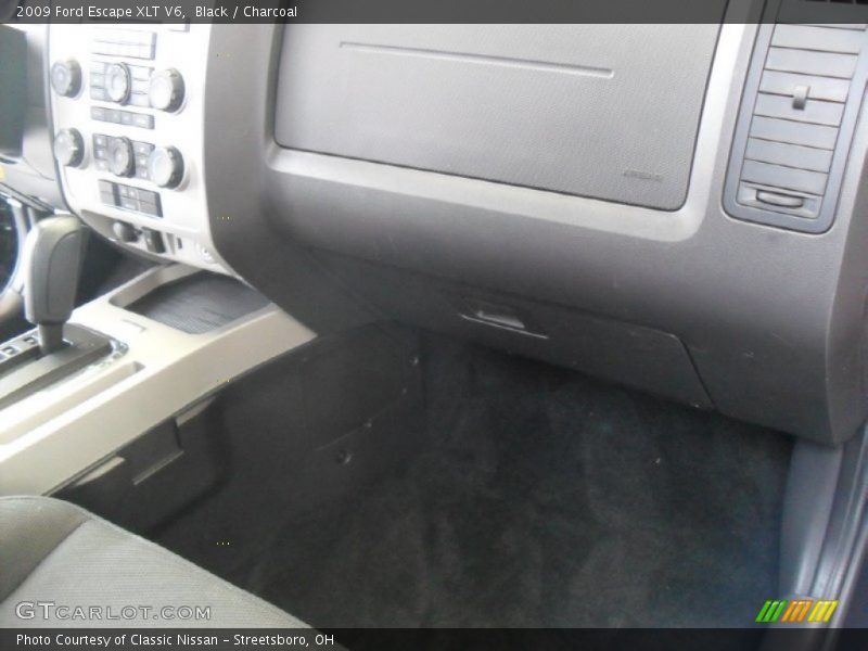 Black / Charcoal 2009 Ford Escape XLT V6