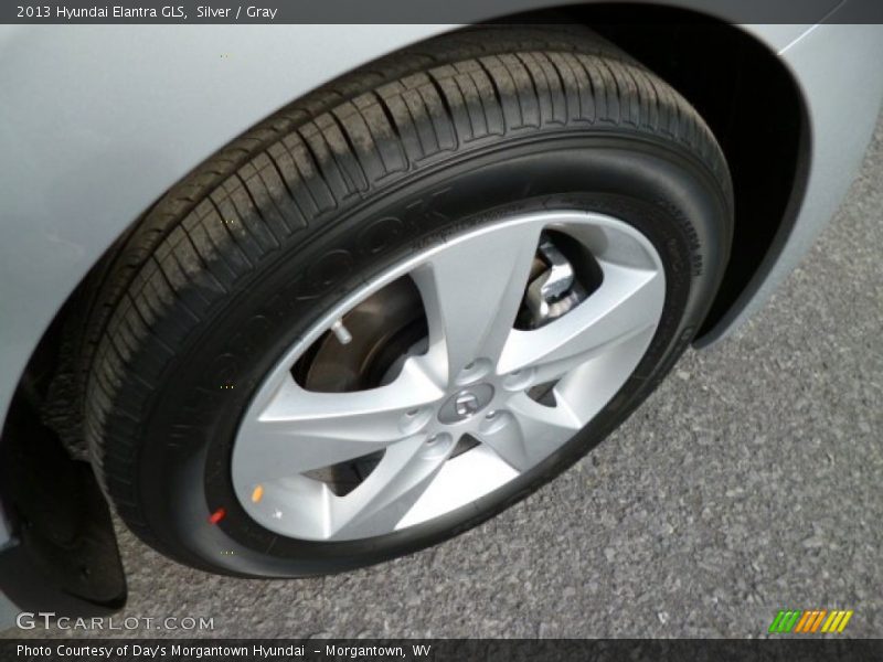 Silver / Gray 2013 Hyundai Elantra GLS