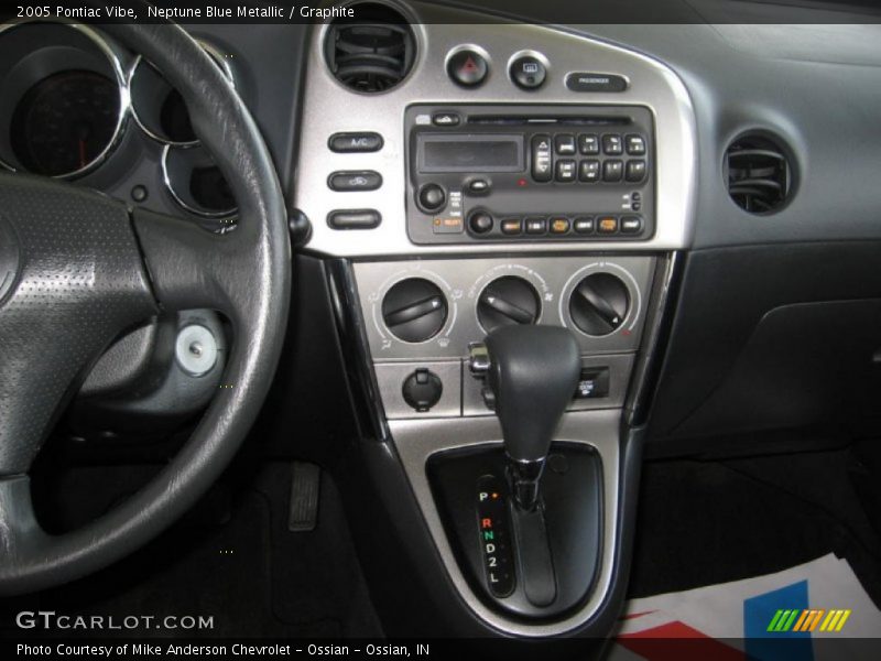 Neptune Blue Metallic / Graphite 2005 Pontiac Vibe