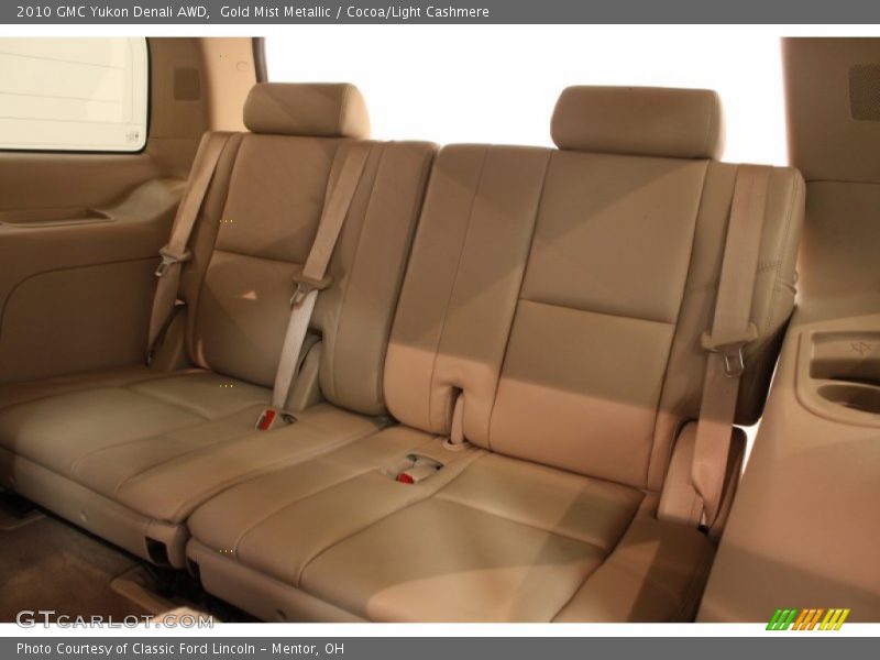 Gold Mist Metallic / Cocoa/Light Cashmere 2010 GMC Yukon Denali AWD