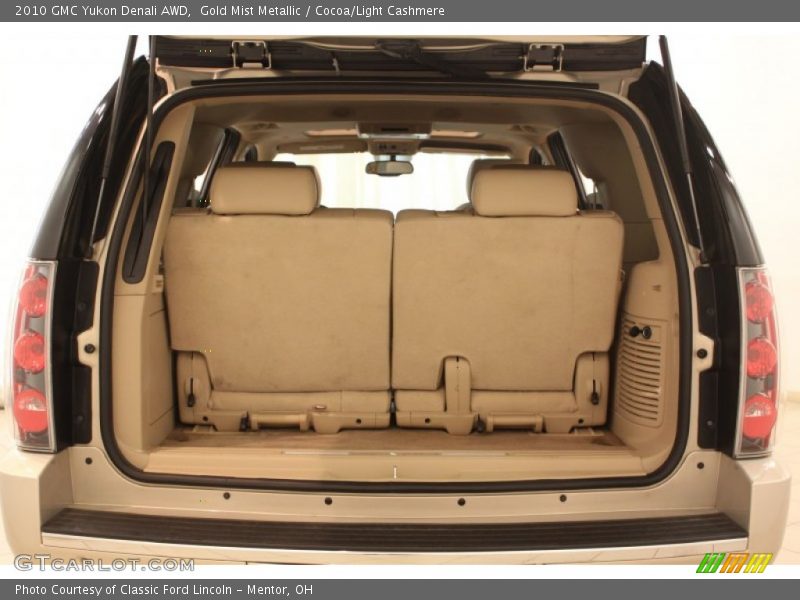 Gold Mist Metallic / Cocoa/Light Cashmere 2010 GMC Yukon Denali AWD