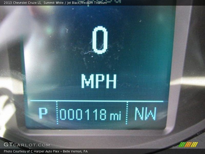 Summit White / Jet Black/Medium Titanium 2013 Chevrolet Cruze LS