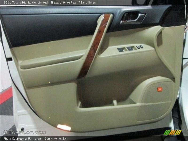 Blizzard White Pearl / Sand Beige 2011 Toyota Highlander Limited