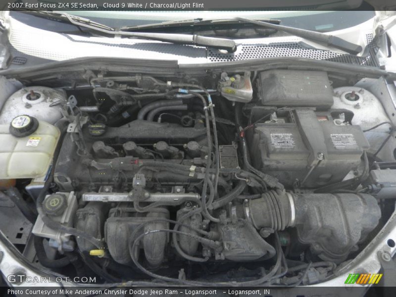 Cloud 9 White / Charcoal/Light Flint 2007 Ford Focus ZX4 SE Sedan
