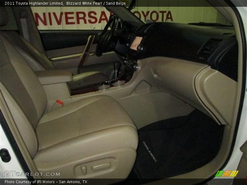 Blizzard White Pearl / Sand Beige 2011 Toyota Highlander Limited