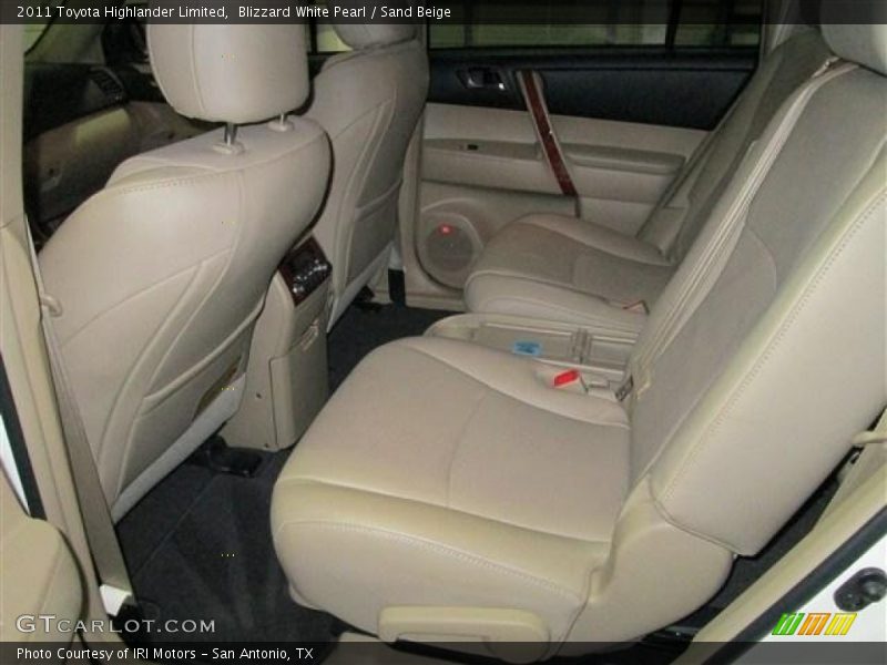 Blizzard White Pearl / Sand Beige 2011 Toyota Highlander Limited