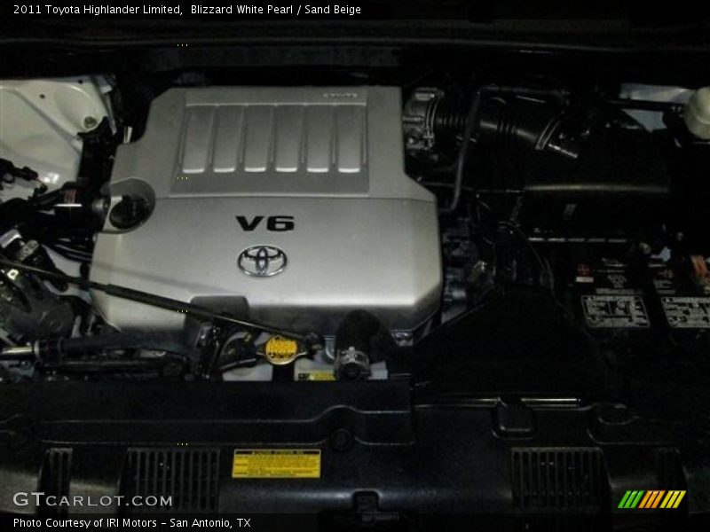 Blizzard White Pearl / Sand Beige 2011 Toyota Highlander Limited