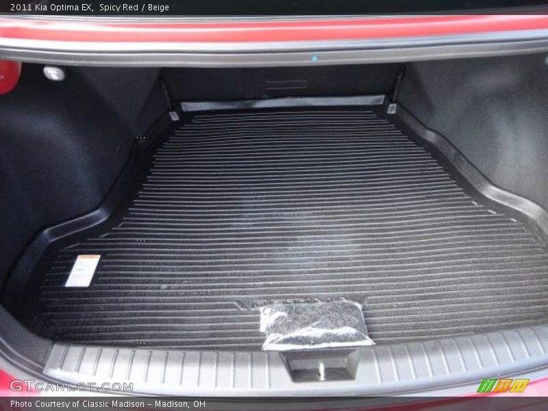 Spicy Red / Beige 2011 Kia Optima EX