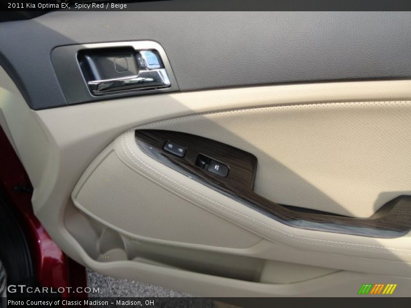 Spicy Red / Beige 2011 Kia Optima EX