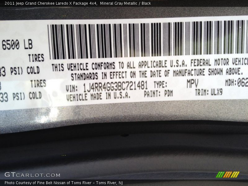 Mineral Gray Metallic / Black 2011 Jeep Grand Cherokee Laredo X Package 4x4