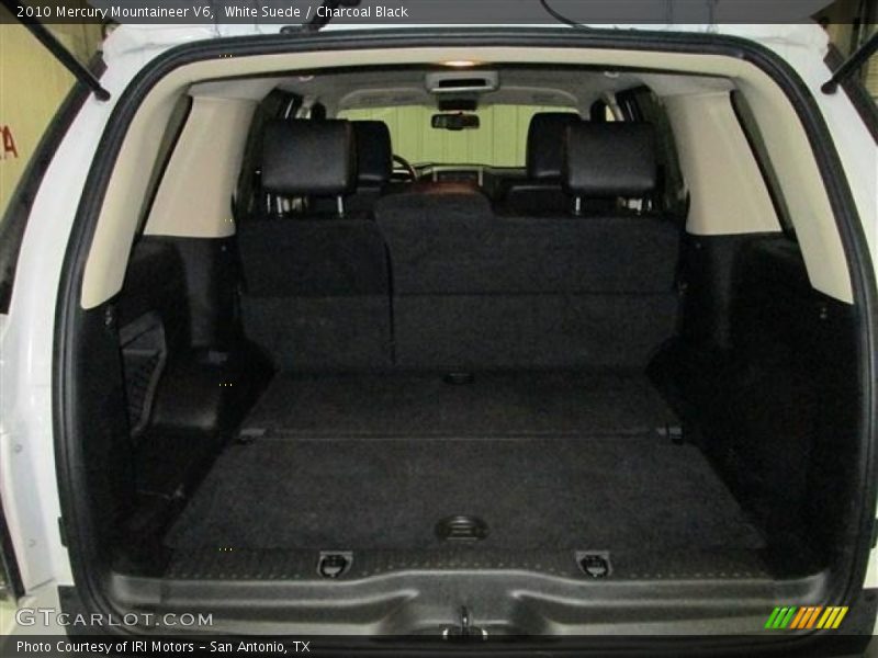 White Suede / Charcoal Black 2010 Mercury Mountaineer V6