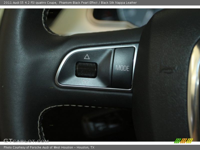 Phantom Black Pearl Effect / Black Silk Nappa Leather 2011 Audi S5 4.2 FSI quattro Coupe