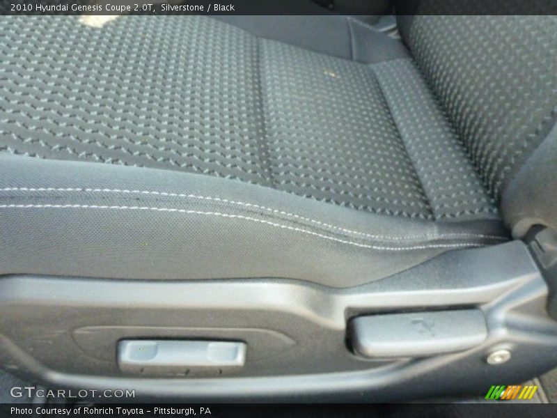 Silverstone / Black 2010 Hyundai Genesis Coupe 2.0T