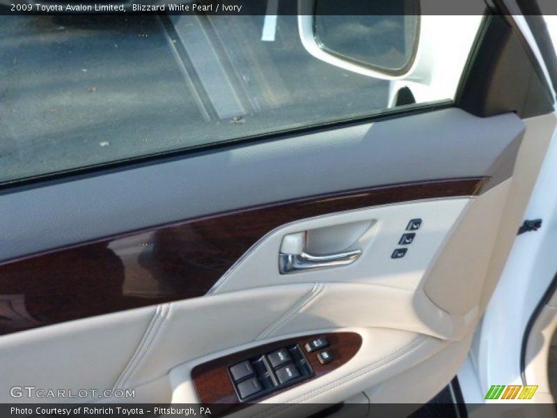Blizzard White Pearl / Ivory 2009 Toyota Avalon Limited