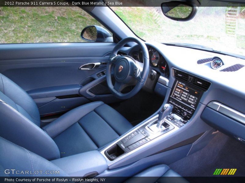 Dashboard of 2012 911 Carrera S Coupe