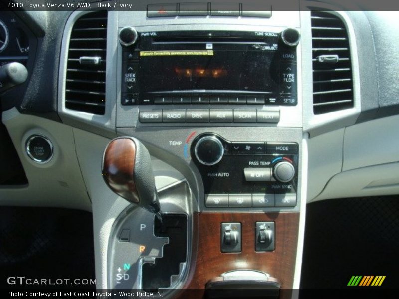 Black / Ivory 2010 Toyota Venza V6 AWD