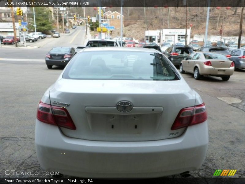 Super White / Ash 2008 Toyota Camry XLE V6