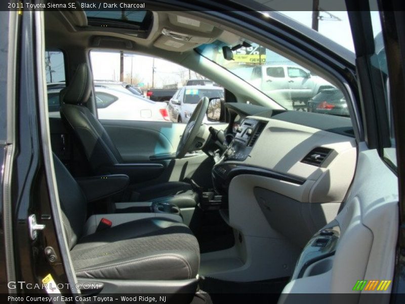Black / Dark Charcoal 2011 Toyota Sienna SE