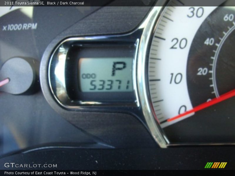 Black / Dark Charcoal 2011 Toyota Sienna SE